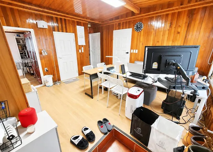 Hostel Backpackers Busan